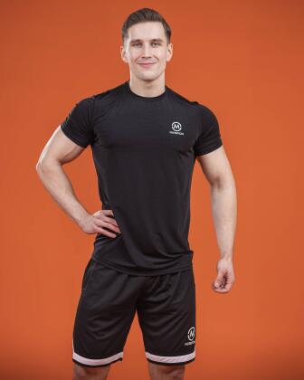 M-Nutrition Tech Training T-shirt, Black (Poistotuote)